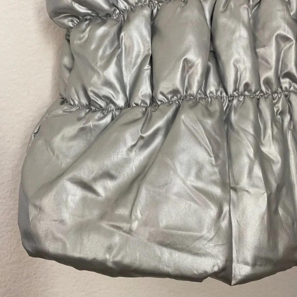 Buffalo David Bitton • Girls Metallic Silver Quilted Sleeveless Puffer Vest - Picture 11 of 12